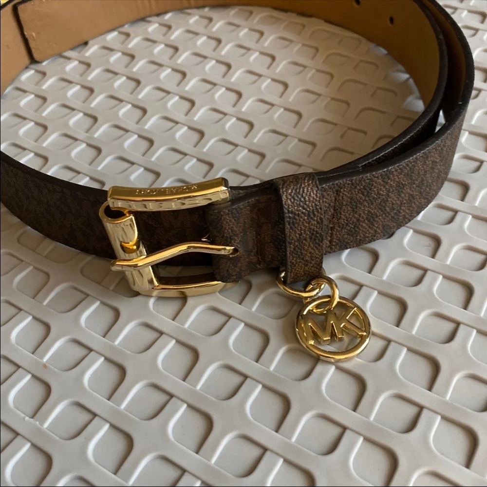 Michael Kors belt